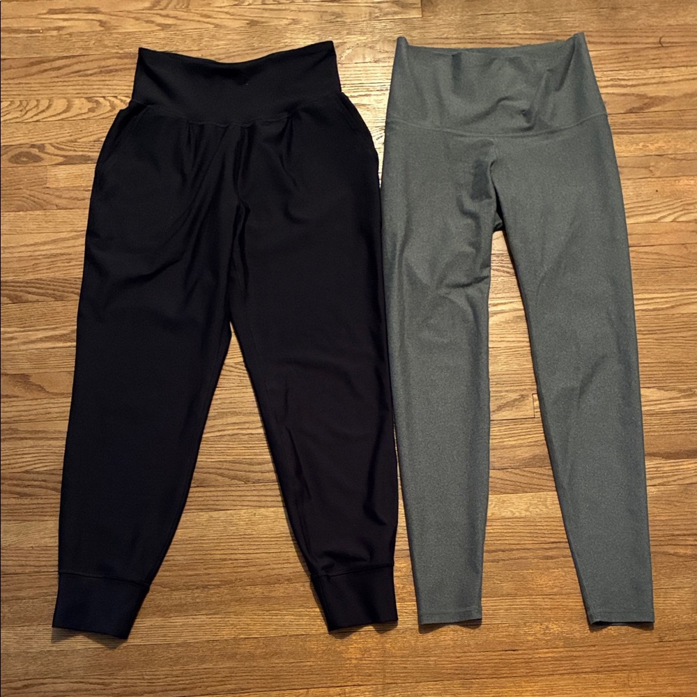 Old Navy Black and Gray Athletic Pants